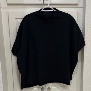 Frank and Eileen Audrey funnel neck capelet
OS
Black
Like new